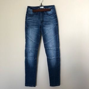Vici Denim jeans- great condition- good stretch